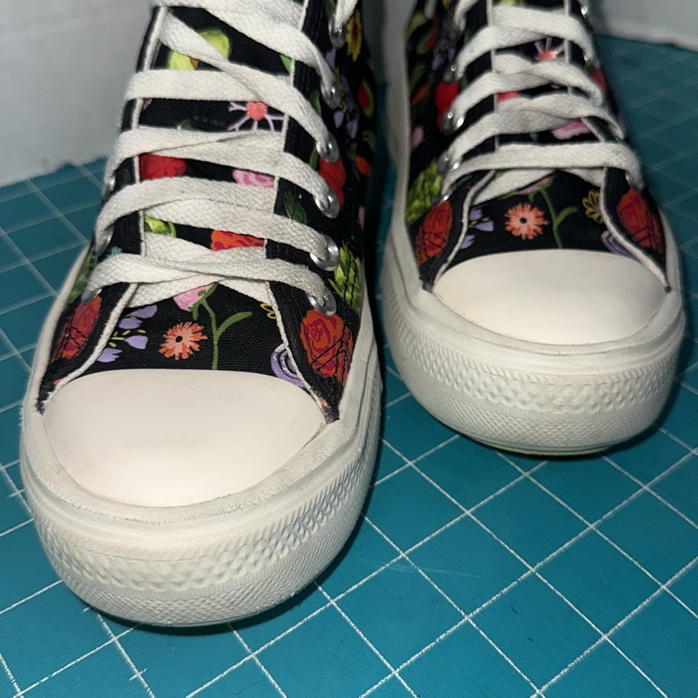Converse Black Fruit Festival Smoothie Hi Top Move Platform Chuck Taylors Size 8 - Picture 3 of 16